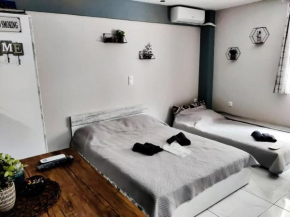 Modern Cozy VerGian Studio 2 min from the Beach